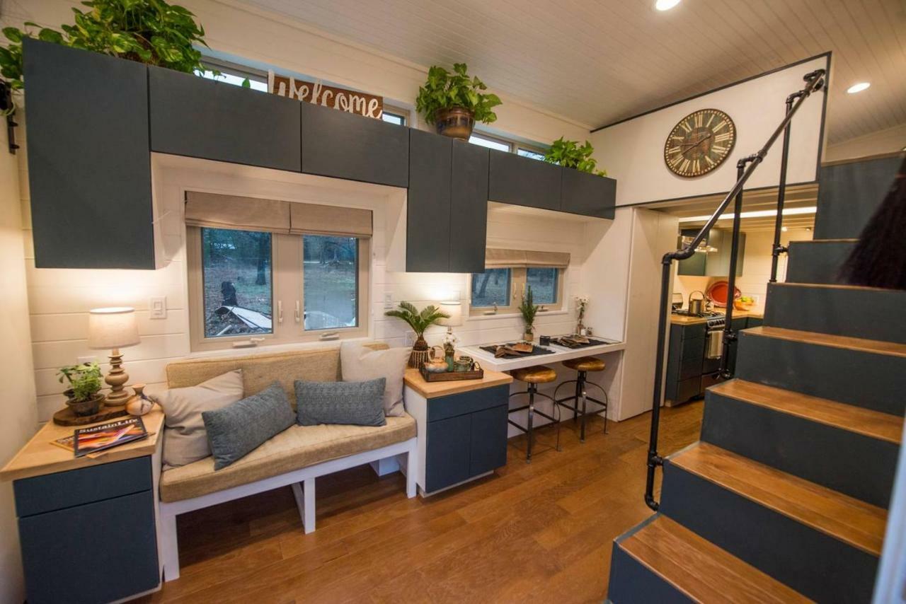 Montana Escape Elegant Tiny House In Waco Near Magnolia Villa Exterior photo