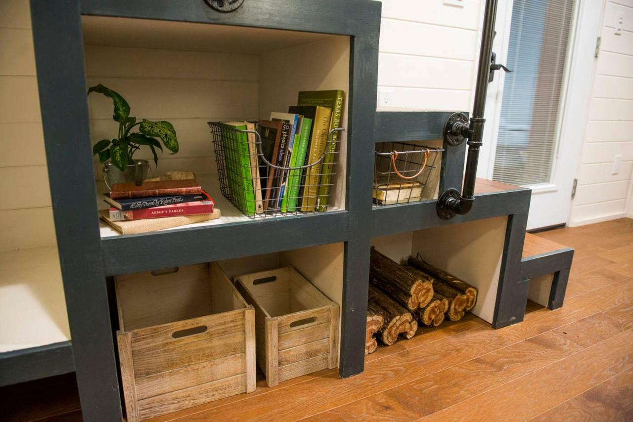 Montana Escape Elegant Tiny House In Waco Near Magnolia Villa Exterior photo